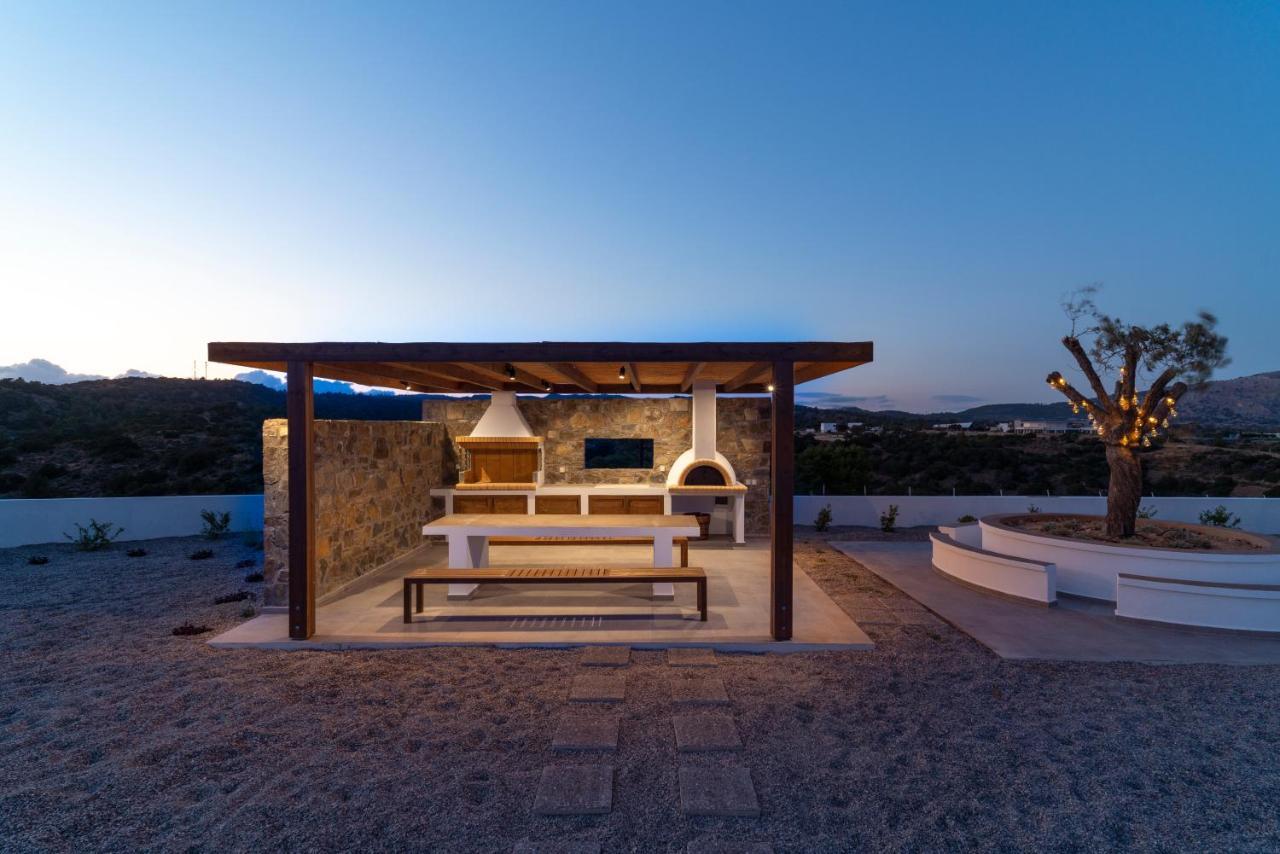 Terra D'Oro Sea View Villa With Private Pool 키오타리 외부 사진