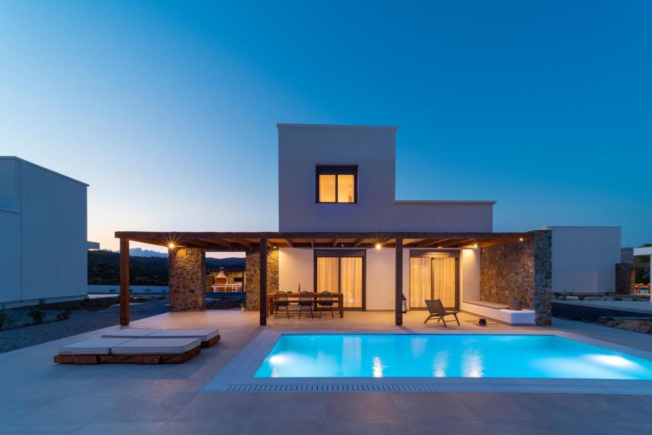 Terra D'Oro Sea View Villa With Private Pool 키오타리 외부 사진